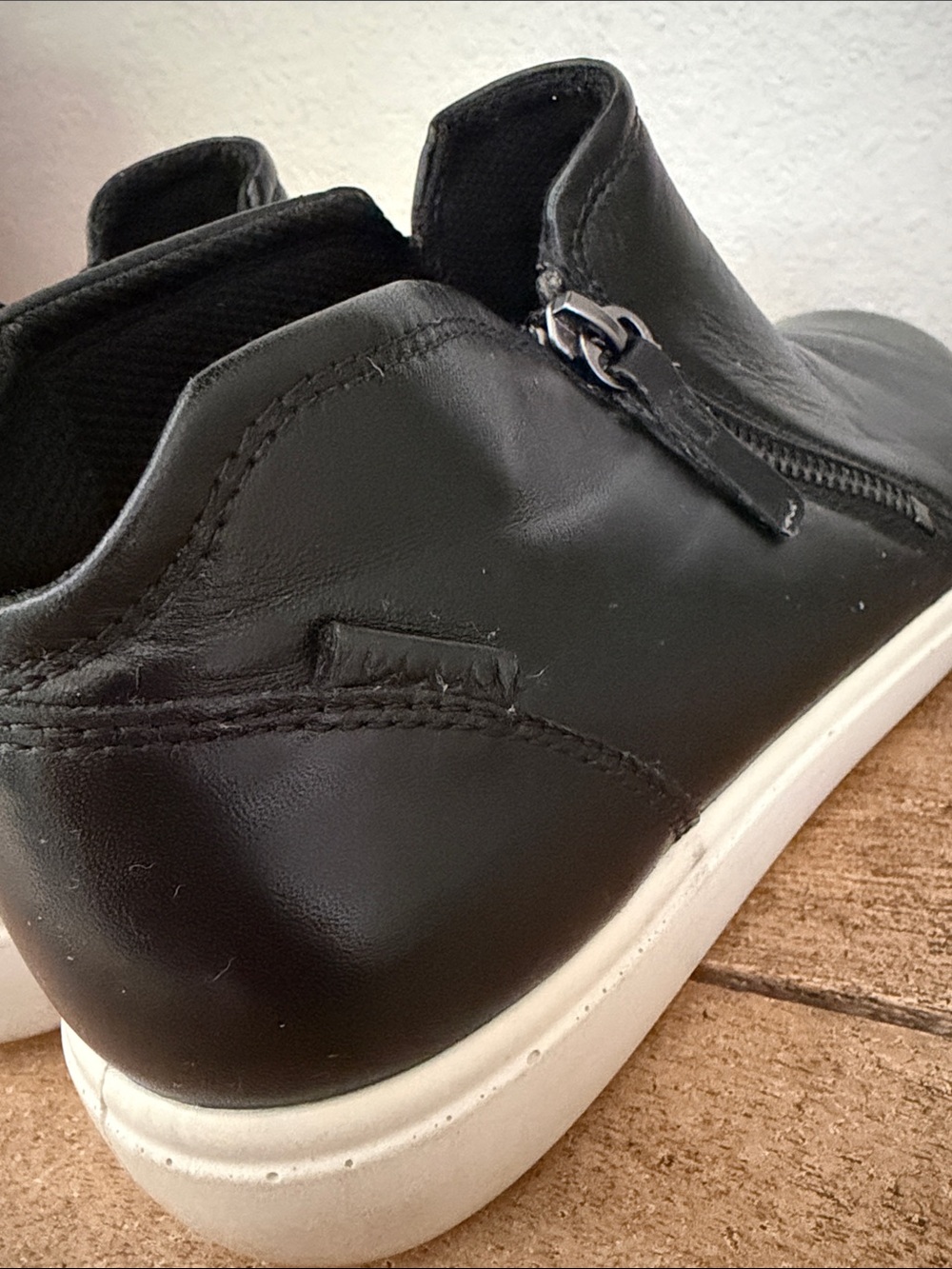 Ecco Black Leather Zip Sneakers with White Sole - Picture 6 of 6